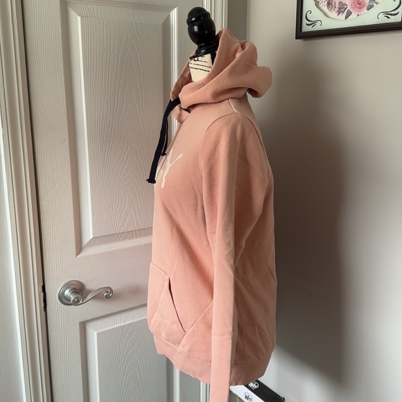 Puma Sweatshirt - Picture 4 of 7